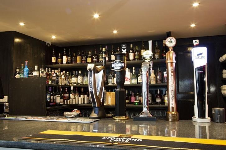 Crown Hotel & Bar إينفيرنيس المظهر الخارجي الصورة