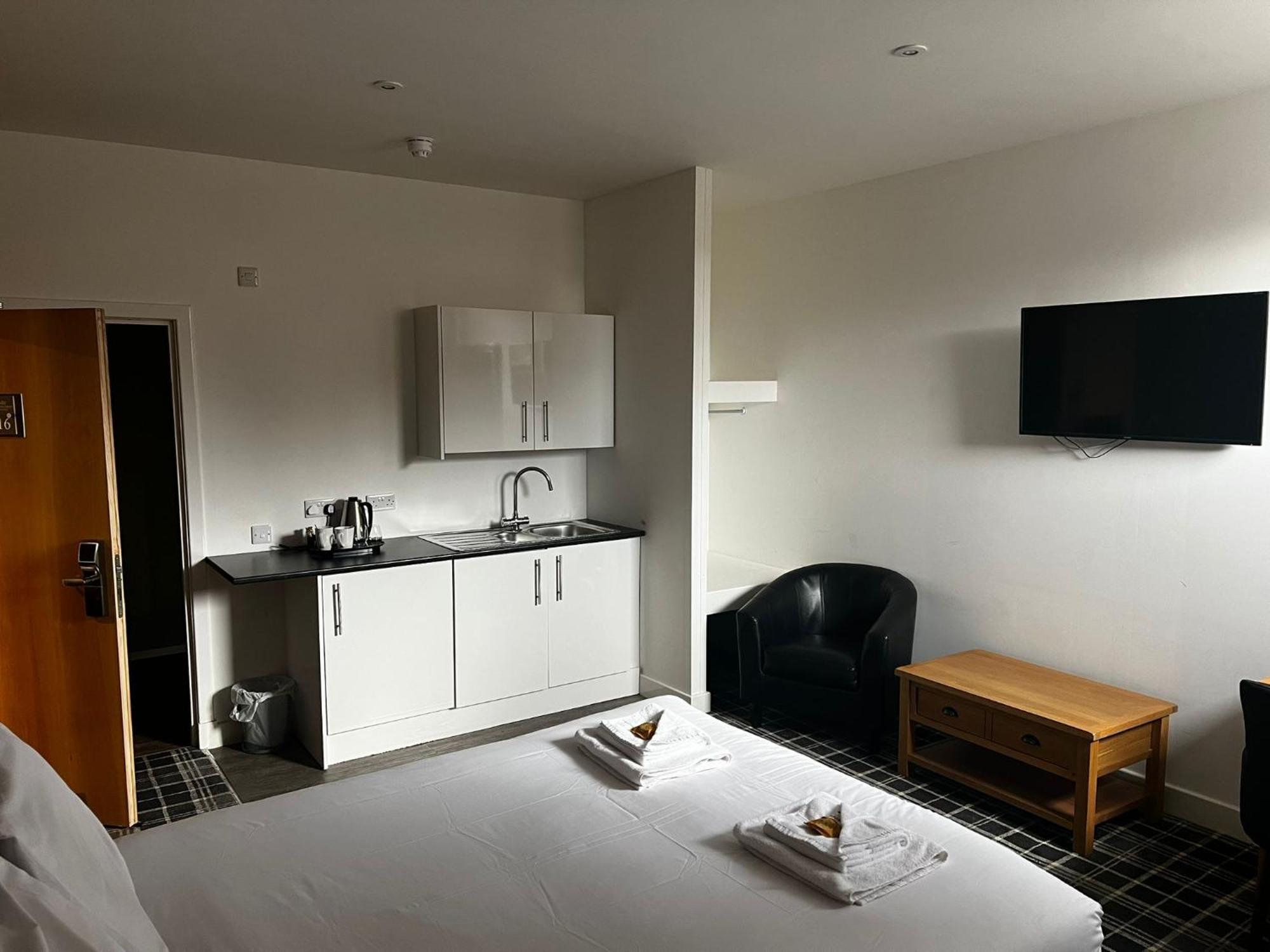 Crown Hotel & Bar إينفيرنيس المظهر الخارجي الصورة