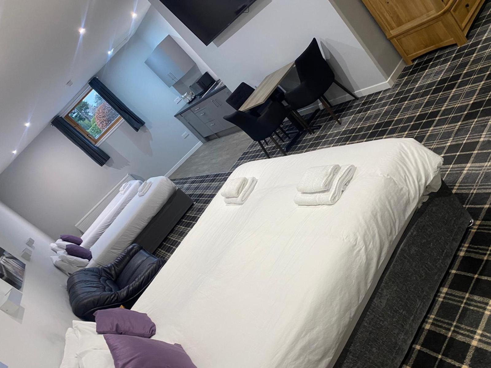 Crown Hotel & Bar إينفيرنيس المظهر الخارجي الصورة