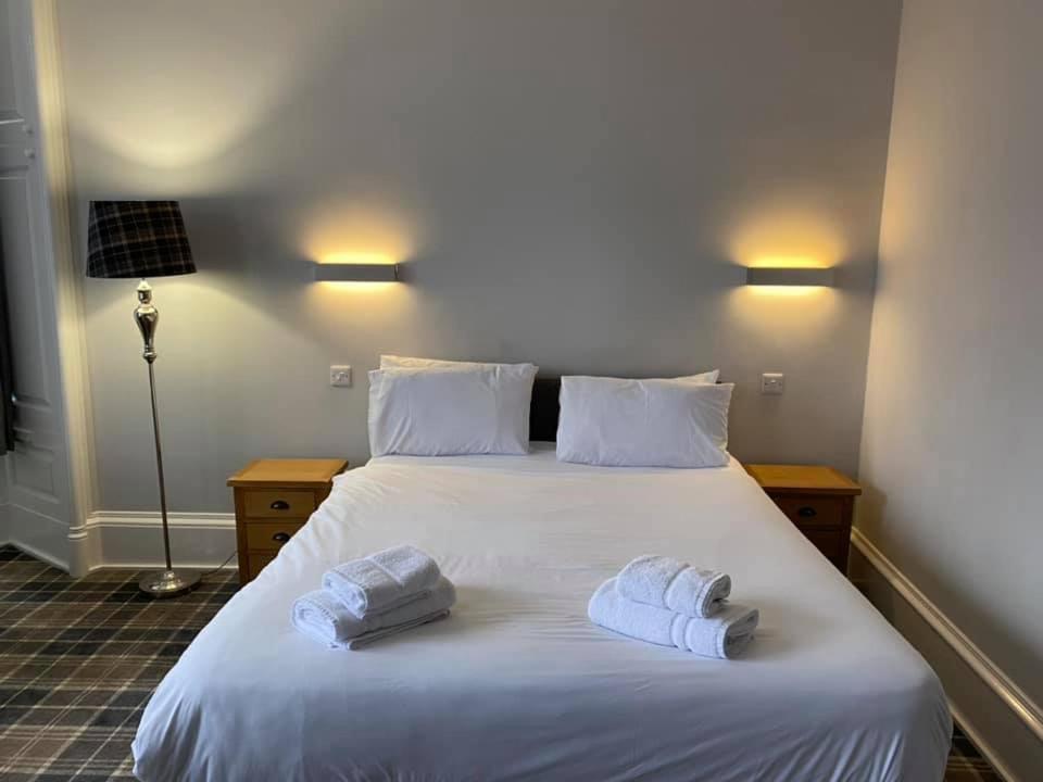 Crown Hotel & Bar إينفيرنيس المظهر الخارجي الصورة